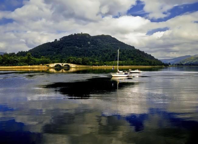 Quirky Lochside Home Inveraray Eksteriør bilde